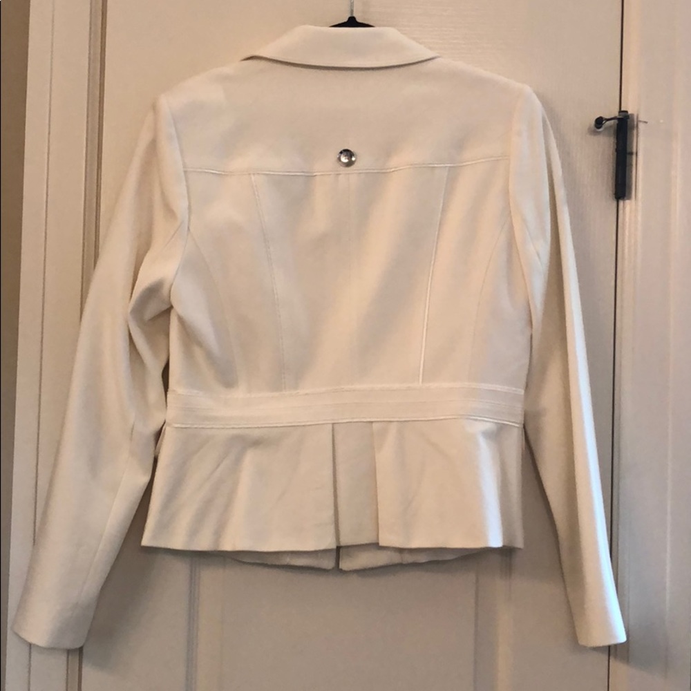 Jacket - Picture 2 of 4
